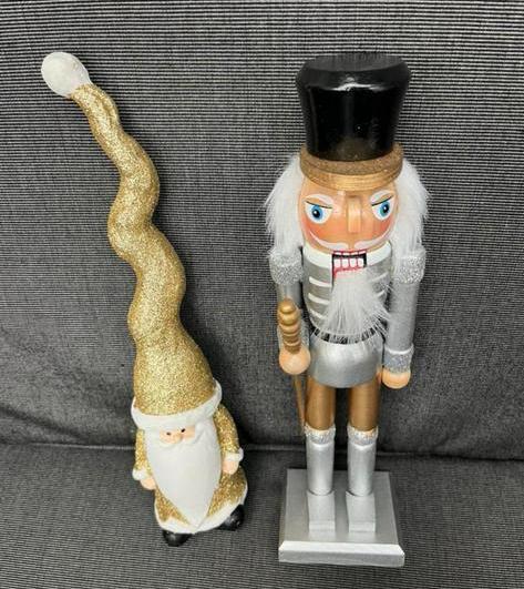 Notenkraker/ Kersthangers  - Kerst Hangers -Ballen NIEUW in, Diversen, Kerst, Nieuw, Ophalen of Verzenden