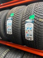 2xNokıan Banden 245/40/20, Auto-onderdelen, Banden en Velgen, Ophalen, 245 mm, Nieuw, All Season