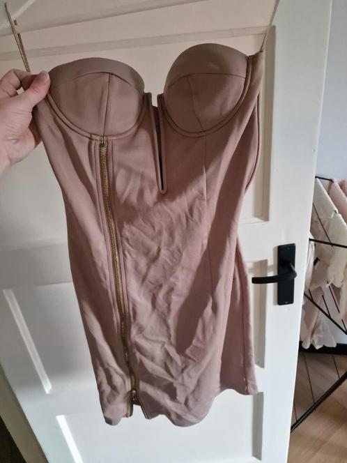 Strapless Bodycon Jurk met Rits - Roze/Nude, Kleding | Dames, Jurken, Gedragen, Maat 36 (S), Beige, Boven de knie, Ophalen of Verzenden