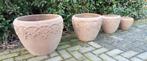 Hard gebakken terracotta potten swirl in vijf maten., Tuin en Terras, Bloempotten, Ophalen, 40 cm of meer, Rond, Nieuw