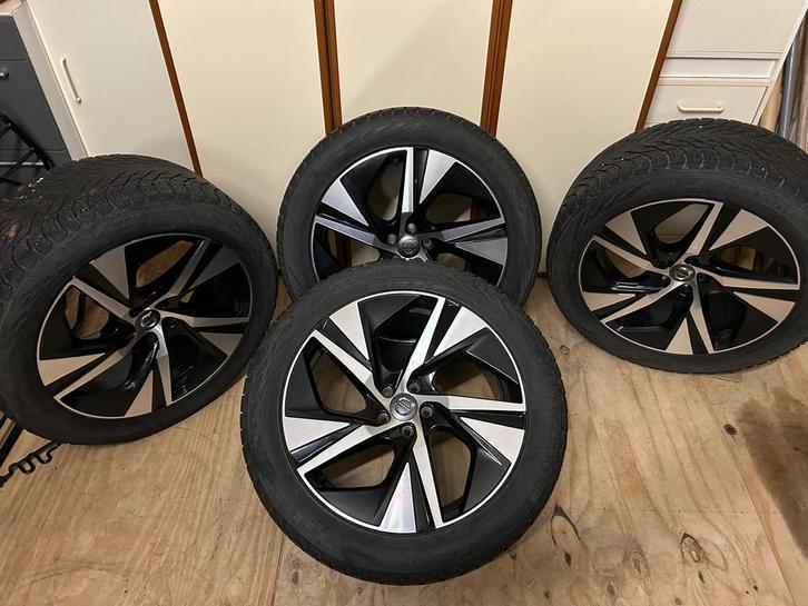 Hele mooie Volvo Velgen 20 inch - Set, Auto-onderdelen, Banden en Velgen, Banden en Velgen, Winterbanden, 20 inch, 275 mm, Personenwagen