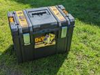 DeWalt Gereedschapskist - Robuust en Ruim, Ophalen, Gebruikt