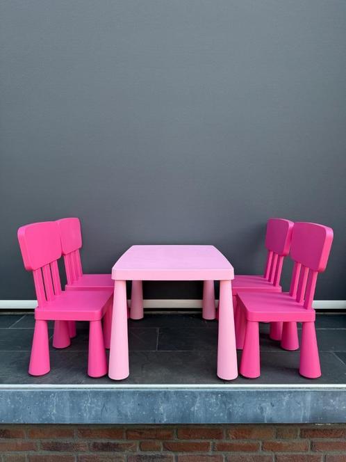 IKEA Mammut set (4 Stoelen + 1 Tafel), Kinderen en Baby's, Kinderkamer | Tafels en Stoelen, Zo goed als nieuw, Stoel(en), Ophalen