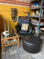 Vintage jaren 70 donkerbruine ronde poef, Ophalen, ?, Zo goed als nieuw, 50 tot 75 cm