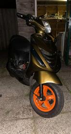 Piaggio zip 70cc 2takt, Fietsen en Brommers, Scooters | Piaggio, Ophalen of Verzenden, Zo goed als nieuw, Tweetakt, Zip