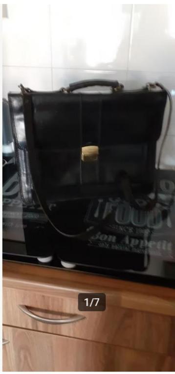 Nieuwe akte/laptoptas  beschikbaar voor biedingen