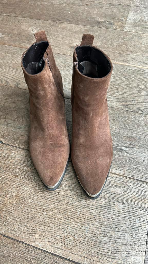Gabor enkellaarsje cognac maat 7,5= 41+., Kleding | Dames, Schoenen, Zo goed als nieuw, Bruin, Ophalen of Verzenden