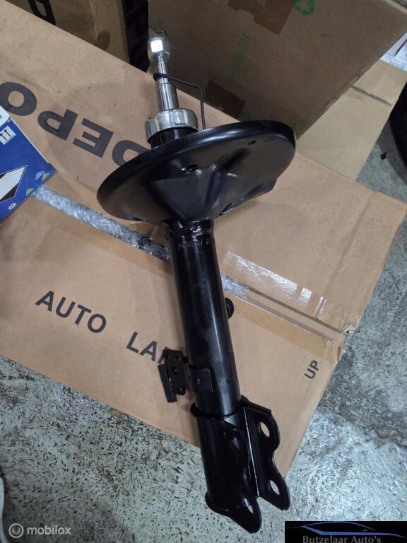 Schokdemper linksvoor Toyota RAV4 II ('00-'12) SKSA-0131929, Auto-onderdelen, Ophanging en Onderstel, Toyota, Nieuw, Ophalen of Verzenden