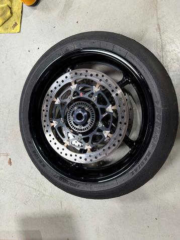 Wielenset Yamaha R9 & R6 zeer netjes! beschikbaar voor biedingen