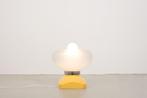 Gele Italiaanse space age lamp, Ophalen, Gebruikt, Mid-century, italiaans design, vintage, Minder dan 50 cm
