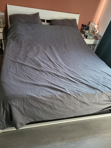 Twee persoon bed