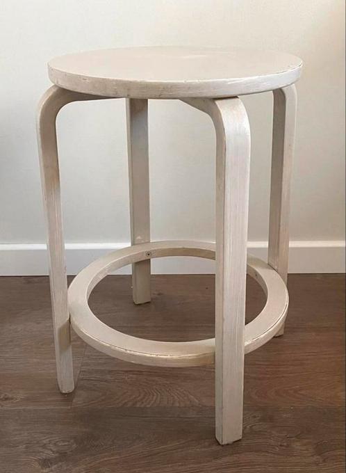 Vintage Design Alvar Aalto Artek Grijs Kruk Krukje, Huis en Inrichting, Krukjes, Gebruikt, Hout, Ophalen