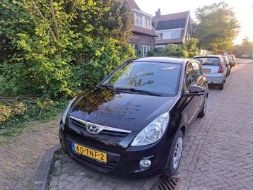 Hyundai i20 1.2 5-DRS 2012 Zwart beschikbaar voor biedingen