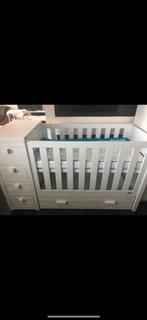 Combi Ledikant met commode en lade +matras, Kinderen en Baby's, Kinderkamer | Complete kinderkamers, Ophalen, Zo goed als nieuw