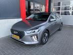Hyundai IONIQ 1.6 GDi PHEV Premium (bj 2022, automaat), Stof, Gebruikt, 750 kg, Lichtsensor