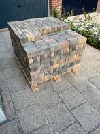 Verschillende waaltjes stenen, Tuin en Terras, Tegels en Klinkers, Ophalen, Gebruikt, Beton, Terrastegels