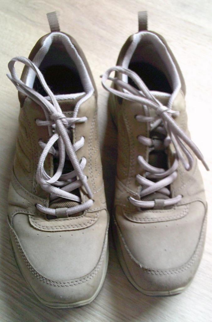 ECCO Bruine leren loopschoenen maat 39, Kleding | Dames, Schoenen, Gedragen, Wandelschoenen, Bruin, Verzenden