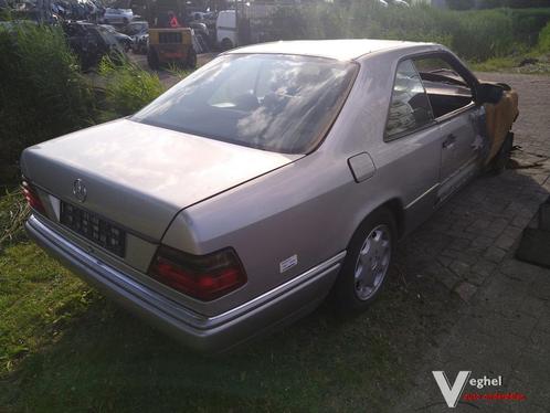 achterraam mercedes w124 coupe 1995, Auto-onderdelen, Ruiten en Toebehoren, Gebruikt, Ophalen