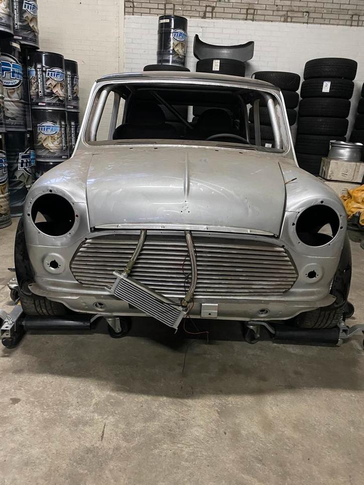 Mini classic project-auto, Auto's, Mini, Bedrijf, Te koop, Cooper, Benzine, Handgeschakeld, Zilver of Grijs, Zwart, Stof, Voorwielaandrijving