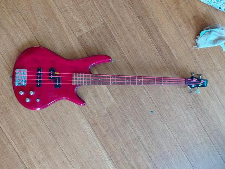 Ibanez 200 bass guitar, Muziek en Instrumenten, Snaarinstrumenten | Gitaren | Bas, Gebruikt, Elektrisch, Ophalen