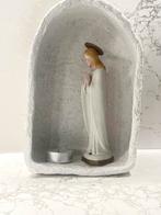Mooi nisje met mooi maria madonna beeld en crusifix, Antiek en Kunst, Antiek | Religie, Ophalen of Verzenden