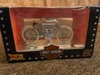 Harley davidson miniatuur, Verzamelen, Ophalen of Verzenden, Zo goed als nieuw, Motoren