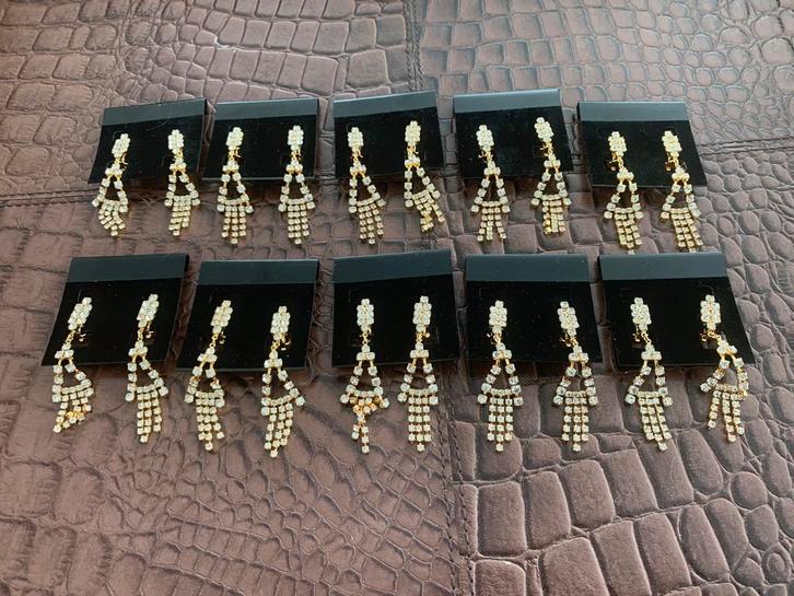 Partij 10 paar oorclips strass goudkleurig CL14, Sieraden, Tassen en Uiterlijk, Oorbellen, Nieuw, Overige materialen, Goud, Ophalen of Verzenden