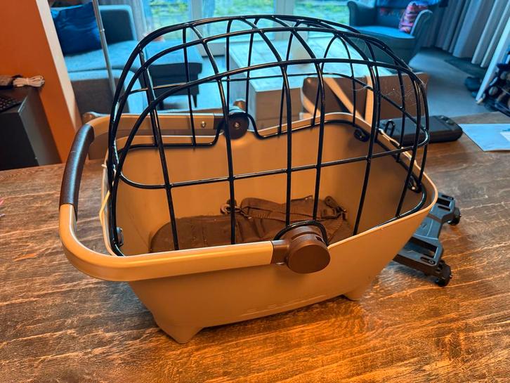 Basil Buddy honden fietsmand + Space Frame - als nieuw!, Fietsen en Brommers, Fietsaccessoires | Fietsmanden, Zo goed als nieuw