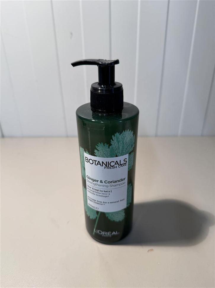 Botanicals Ginger Coriander Fragile Hair Vegan Shampoo, Sieraden, Tassen en Uiterlijk, Uiterlijk | Haarverzorging, Nieuw, Pruik of Haarverlenging