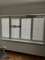 White wooden shutters with frame. 2 sets of 2 x shutters., Huis en Inrichting, Stoffering | Gordijnen en Lamellen, Ophalen, 100 tot 150 cm