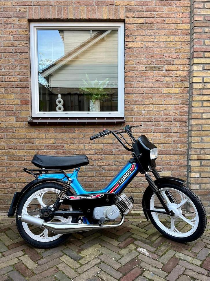 Blitse Tomos brommer met kenteken | blauw zwart | Quadro, Fietsen en Brommers, Brommers | Tomos, Gebruikt, Quadro, Maximaal 25 km/u