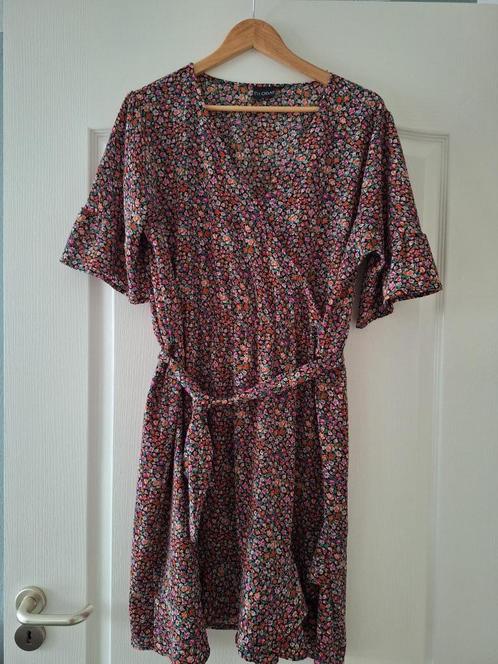 Luchtige vrolijke zomerjurk, Kleding | Dames, Jurken, Gedragen, Maat 42/44 (L), Overige kleuren, Knielengte, Ophalen of Verzenden