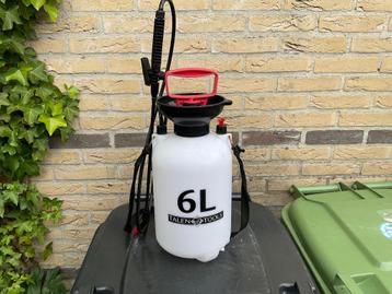 Drukspuit voor in en om de tuin. beschikbaar voor biedingen