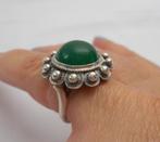 Zilveren antieke ring met groene steen maat 17.25 nr.240, Sieraden, Tassen en Uiterlijk, Antieke sieraden, Ophalen of Verzenden