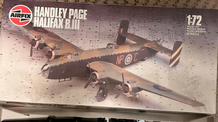 Airfix Handley Page Halifax B.III 1:72 Modelbouwdoos, Hobby en Vrije tijd, Modelbouw | Auto's en Voertuigen, Zo goed als nieuw
