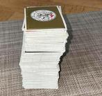 Voetbalplaatjes ALLE Nummers aanwezig Plus 2026 stickers, Verzamelen, Supermarktacties, Plus, Ophalen of Verzenden