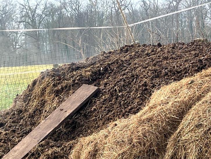 Oud hooi voor tuin, Tuin en Terras, Aarde en Mest, Tuinaarde, Ophalen