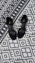 Mooi dames schoenen, Ophalen of Verzenden, Zo goed als nieuw, Zwart, Schoenen met hoge hakken
