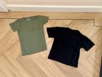 Z.g.a.n. 2 x shirts van Next - groen / zwart - mt 110 / 116, Kinderen en Baby's, Kinderkleding | Maat 110, Ophalen of Verzenden