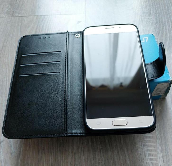 Goedwerkende nette Samsung j7 met oplader., Telecommunicatie, Mobiele telefoons | Samsung, Gebruikt, Zonder abonnement, Zonder simlock