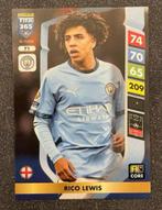 Panini Fifa365 2025    RICO LEWIS    MANCHESTER CITY, Hobby en Vrije tijd, Ophalen of Verzenden, Zo goed als nieuw, Plaatje