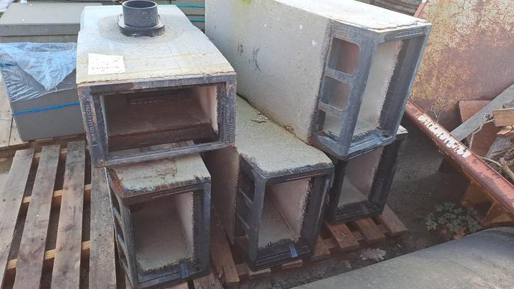 Nieuwe trottoirkolken 5 stuks vraagprijs per stuk, Doe-het-zelf en Verbouw, Buizen en Afvoer, Nieuw, Afvoer, Overige materialen