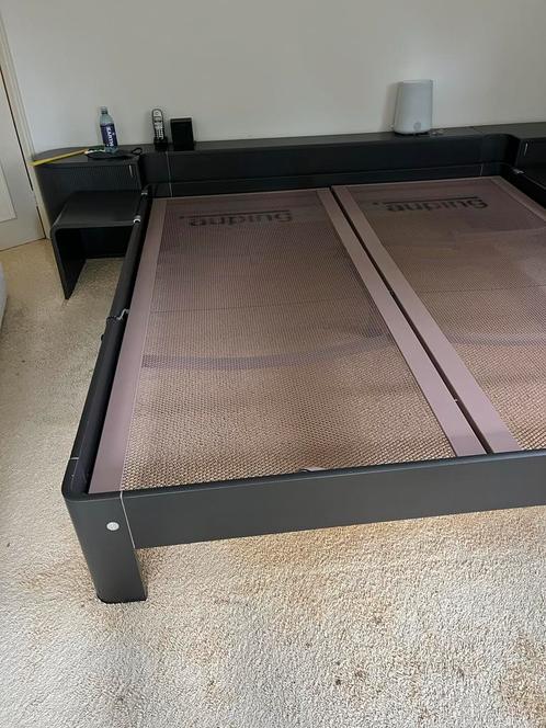 Auping Auronde 180 x 200 met spiralen, tafeltjes, achterwand, Huis en Inrichting, Slaapkamer | Bedden, Zo goed als nieuw, Tweepersoons
