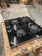 Te koop goedwerkend gasfornuis van het merk Miele, Ophalen, 4 kookzones, Zo goed als nieuw, Inbouw