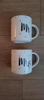 Set 2 mokken, Huis en Inrichting, Keuken | Servies, Ophalen of Verzenden, Zo goed als nieuw, Overige stijlen, Overige typen