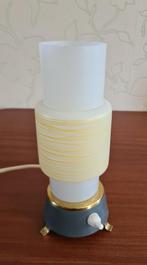 te koop: bedlampje of tafellamp, retro vintage jaren 60, Huis en Inrichting, Lampen | Tafellampen, Gebruikt, Ophalen of Verzenden