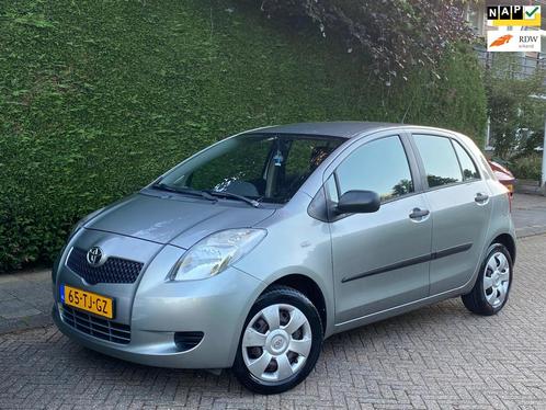 Toyota Yaris 1.0 VVTi RIJDT SUPER/LAGE KM/DEALER ONDERHOUDEN, Auto's, Toyota, Bedrijf, Te koop, Yaris, ABS, Airbags, Boordcomputer