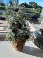 Gratis klein kerstboompje in goede staat, Ophalen of Verzenden, Zo goed als nieuw