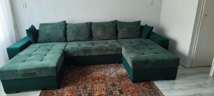 Groene hoekbank met corduroy bekleding olijf groen zgan, Huis en Inrichting, Banken | Complete zithoeken, Zo goed als nieuw, Stof