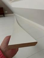 MDF Plinten - Gegrond en Watergedragen, Doe-het-zelf en Verbouw, Ophalen, Zo goed als nieuw, Mdf, 250 cm of meer
